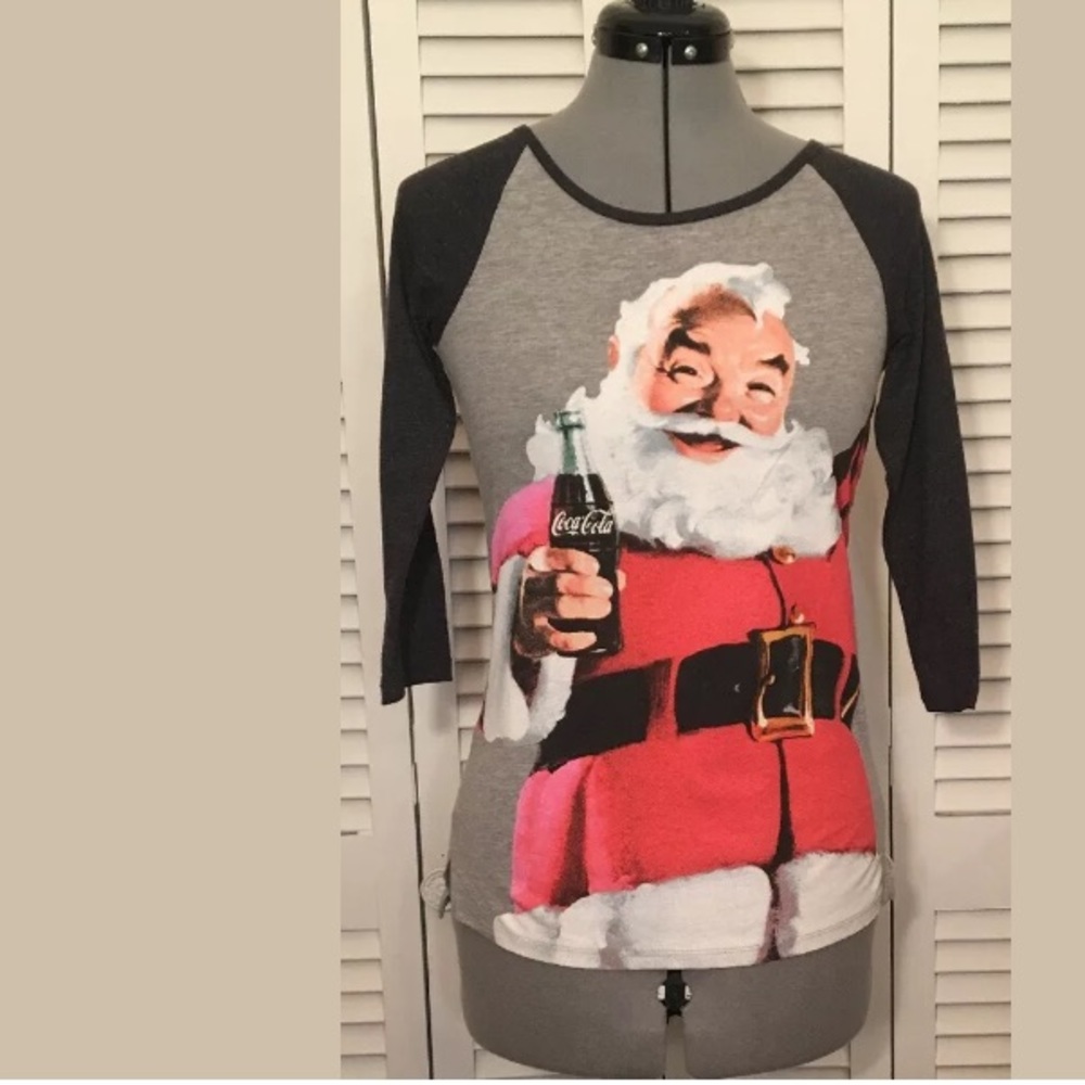 Coca Cola Vintage Santa Claus TShirt XS  Christmas